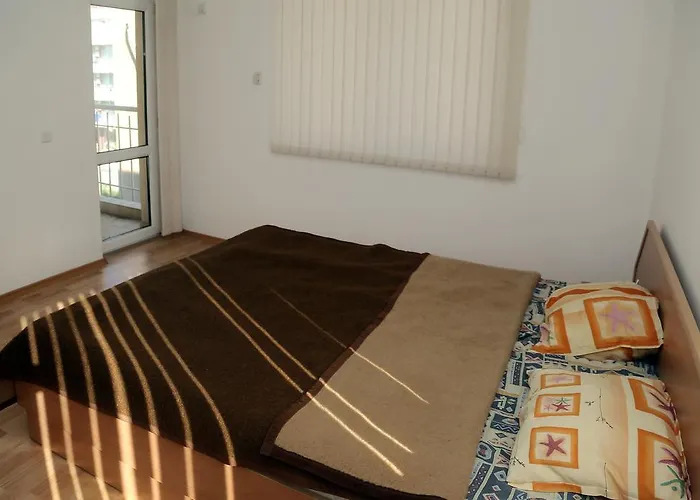 Lägenhet Kirovi Primorsko